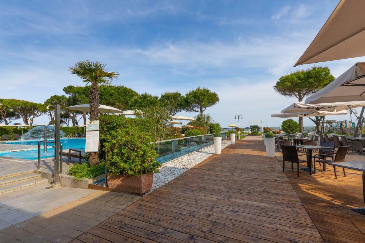 Park Hotel Ermitage Resort & Spa リド・ディ・イエゾロ エクステリア 写真