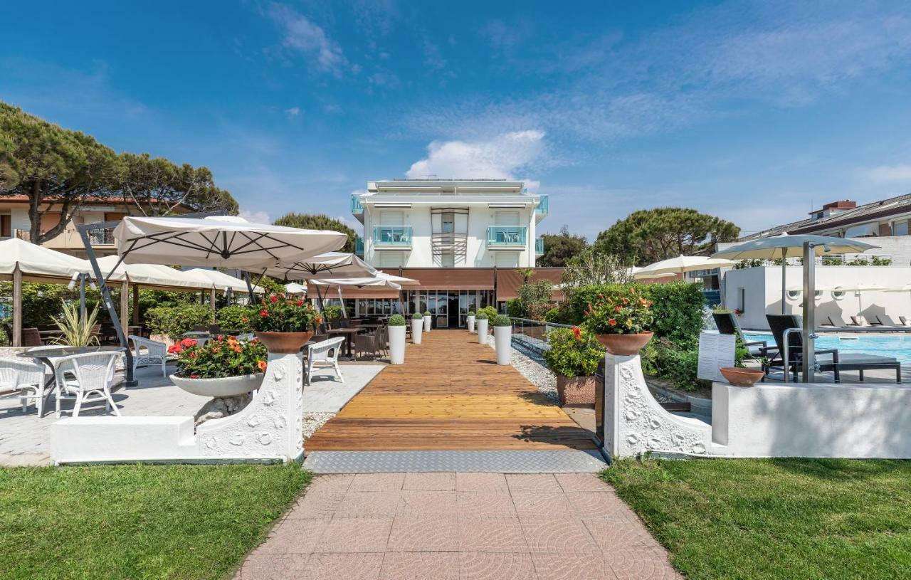 Park Hotel Ermitage Resort & Spa リド・ディ・イエゾロ エクステリア 写真